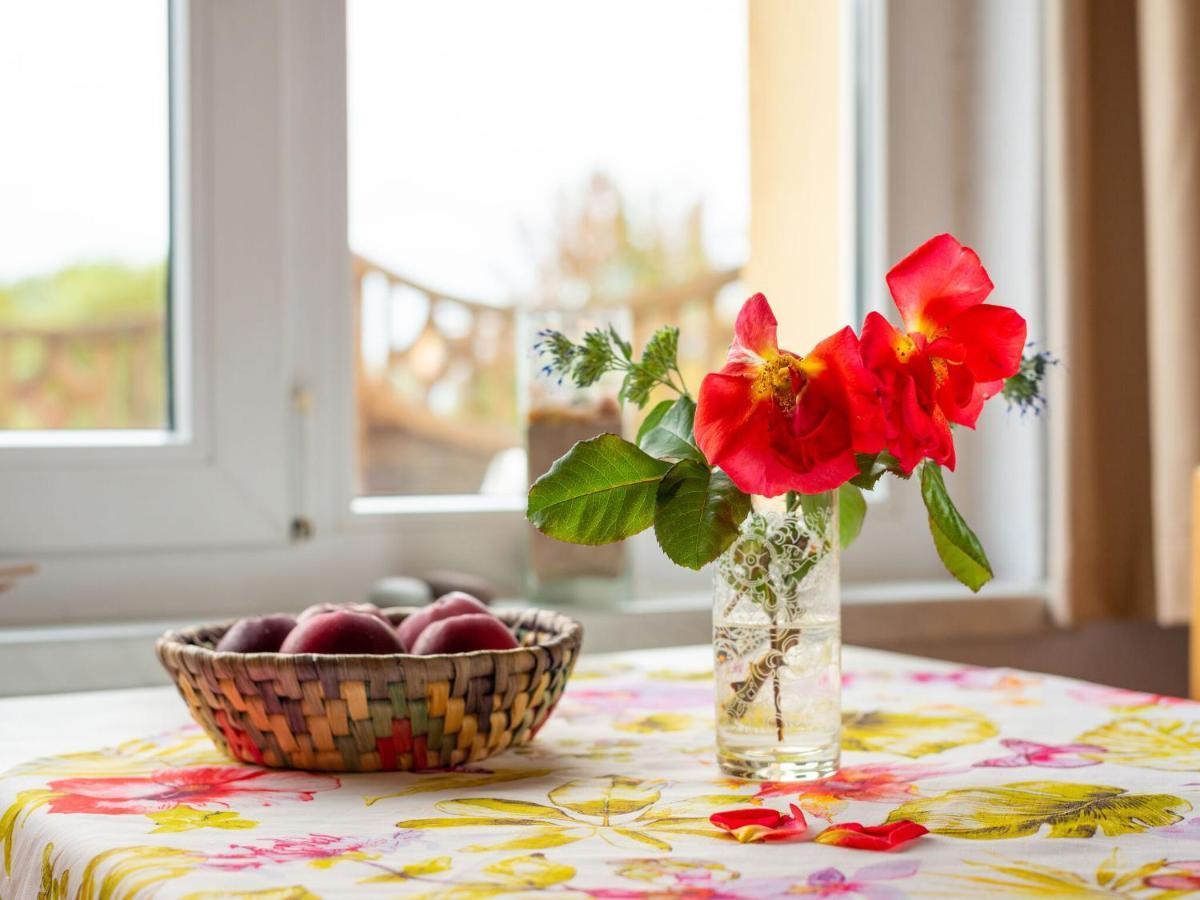 Idyllic Bungalow In Pepelow With Garden ภายนอก รูปภาพ